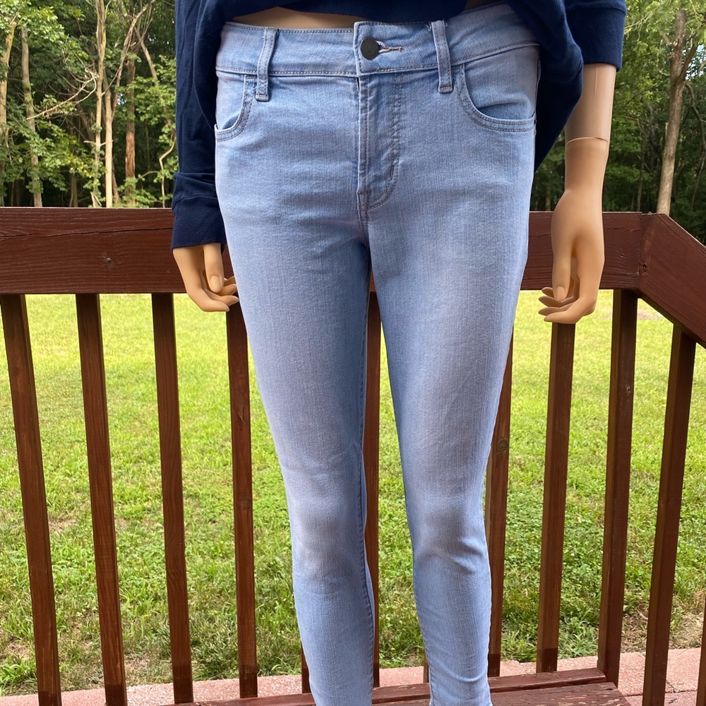 Old Navy Super Skinny Light Wash Jeans